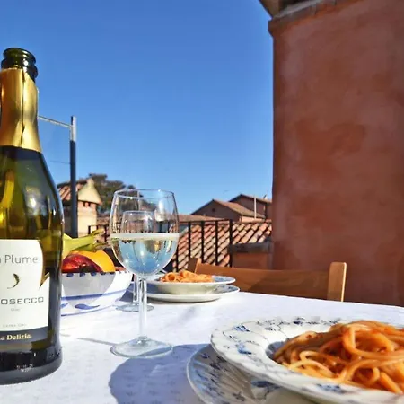 Mellina's Terrace - Stylish House Apartment Venice